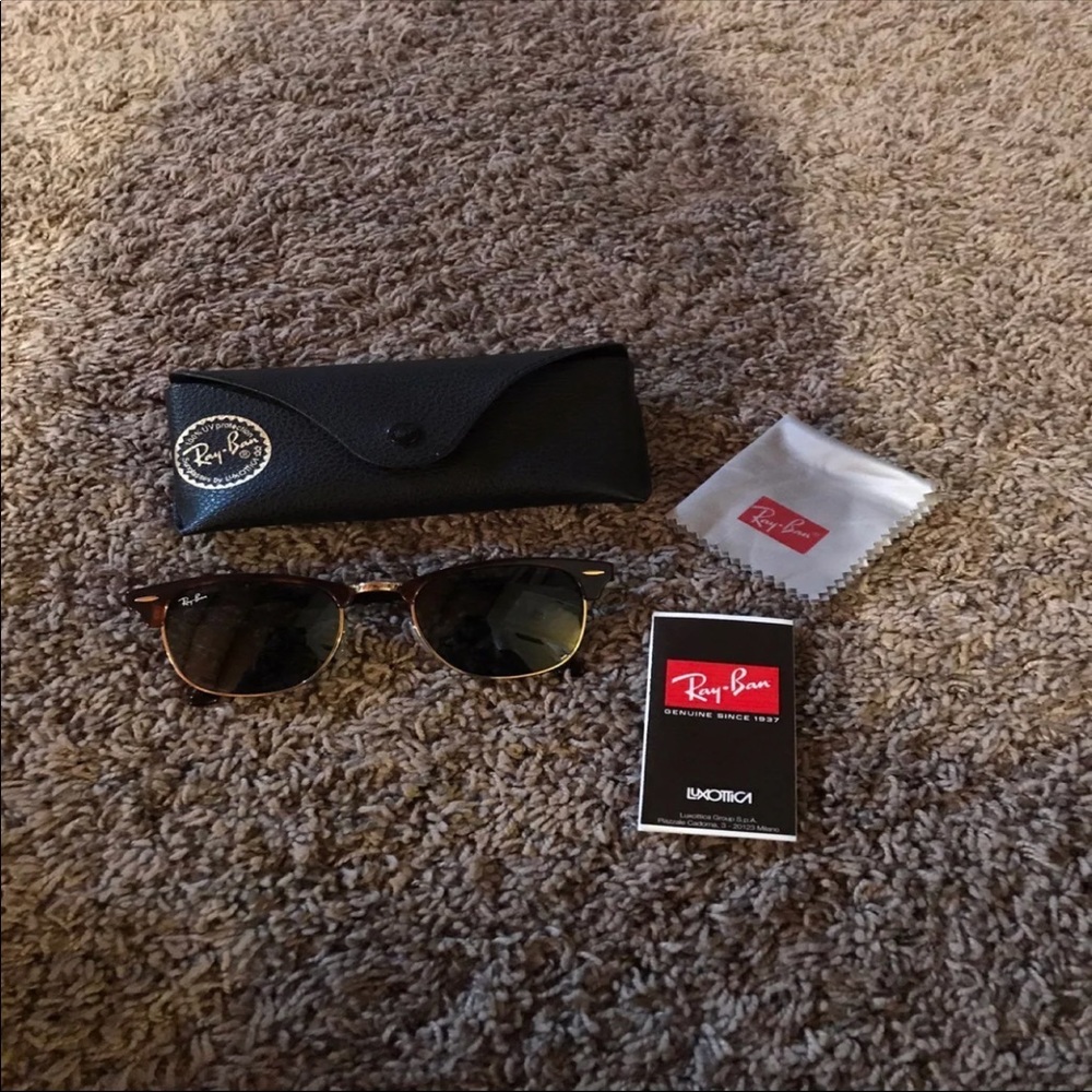 Raybans!